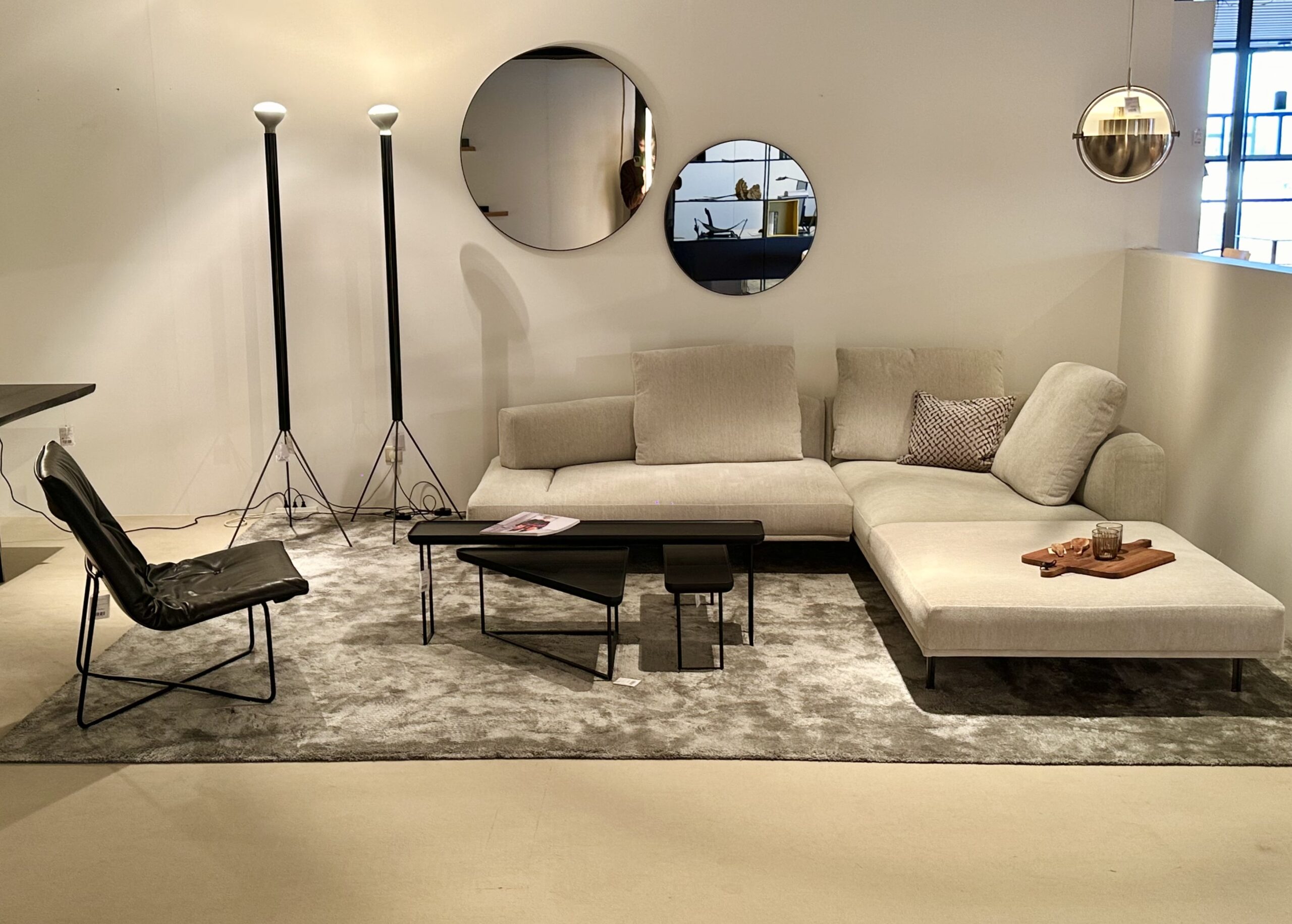 KNOLL &#8211; Matic Sofa (TZ K)